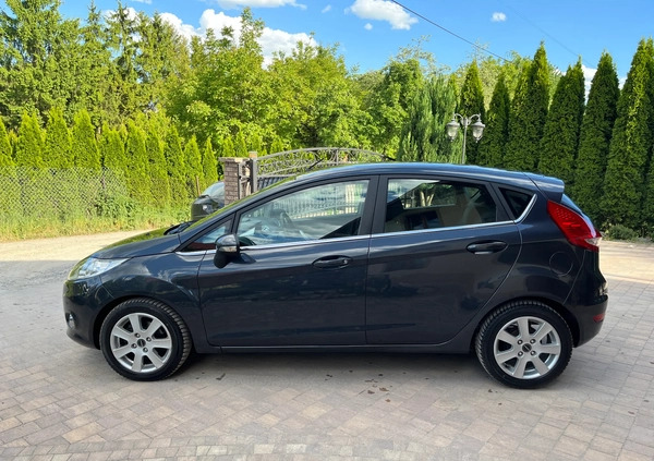 Ford Fiesta cena 27900 przebieg: 112000, rok produkcji 2010 z Rzeszów małe 106